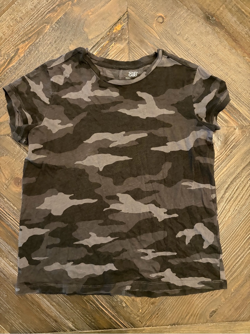 Athleta Girl Black & Gray Camo Tee